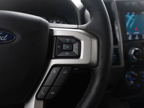 Used 2018 Ford F150 Lariat w/ Equipment Group 502A Luxury image 27