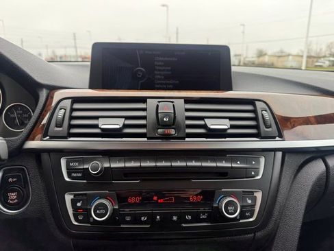 Used 2013 BMW 335i xDrive Sedan AWD/4WD image 24