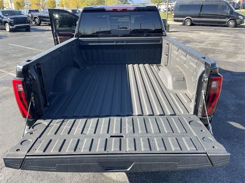 Used 2024 GMC Sierra 2500 Denali Ultimate image 24