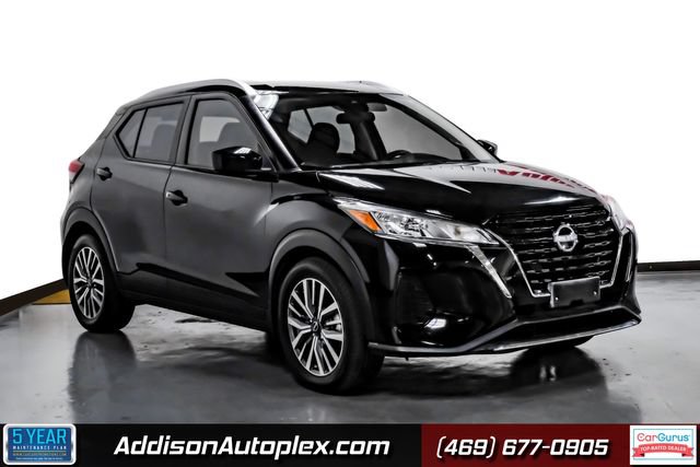 Used 2024 Nissan Kicks SV FWD image 1