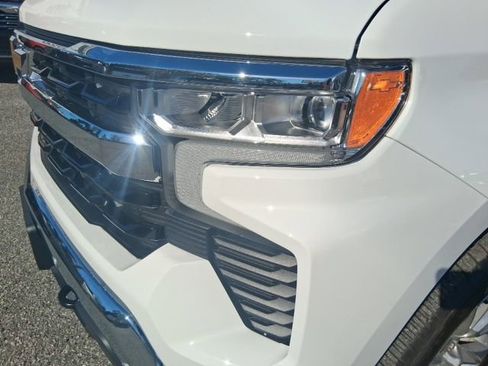 Certified 2026 Chevrolet Silverado 1500 LT image 6