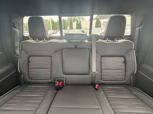 Used 2025 GMC Sierra 2500 AT4X AWD/4WD image 20