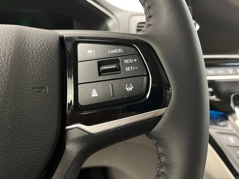 New 2026 Honda Odyssey Touring image 19