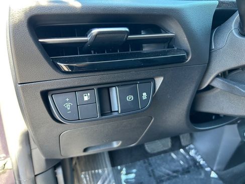 Used 2024 Kia EV6 Light AWD/4WD image 21