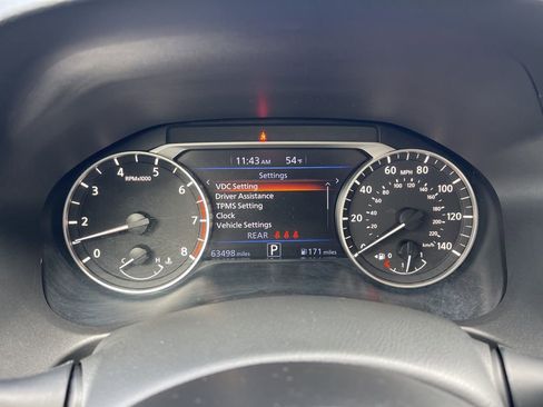 Used 2024 Nissan Altima 2.5 SV image 9