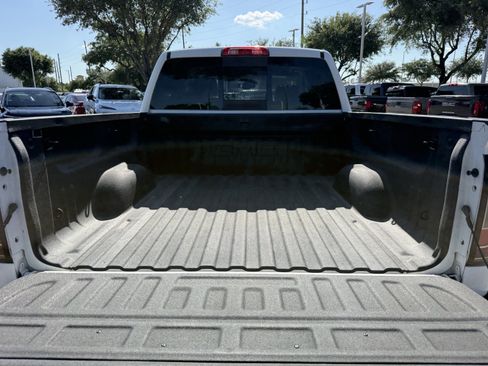 Used 2018 GMC Sierra 1500 SLT w/ Enhanced Driver Alert Package RWD image 29