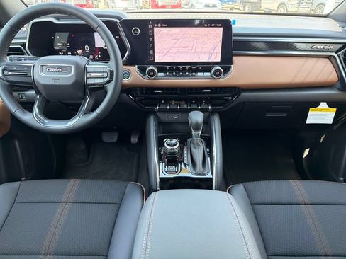 New 2026 GMC Canyon AT4 AWD/4WD image 9