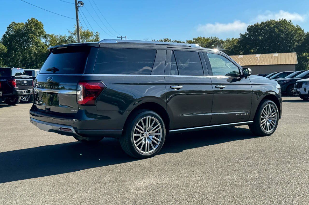 Used 2022 Ford Expedition Max Platinum AWD/4WD image 3