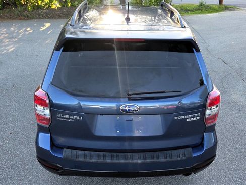 Used 2014 Subaru Forester 2.5i Limited AWD/4WD image 12