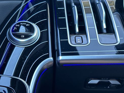 New 2025 Mercedes-Benz S 580 4MATIC Sedan image 31