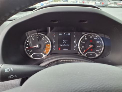 Used 2019 Jeep Renegade Altitude w/ Quick Order Package 2XM image 16