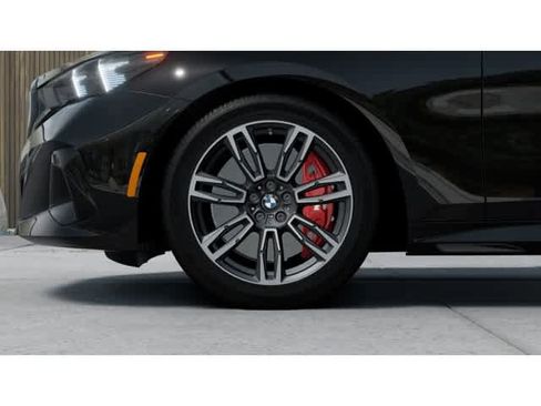 New 2026 BMW 540i xDrive w/ M Sport Package AWD/4WD image 7