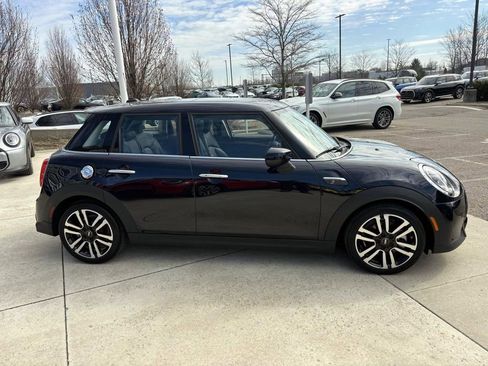 Used 2024 MINI Cooper S image 8