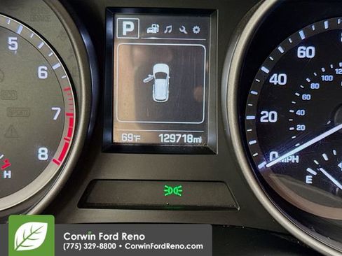 Used 2018 Hyundai Santa Fe Sport image 12