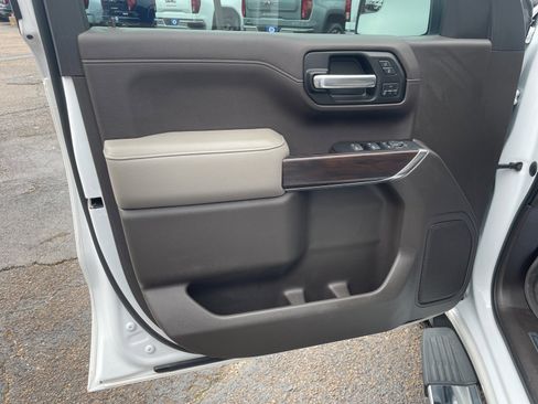 Used 2019 GMC Sierra 1500 SLT image 14