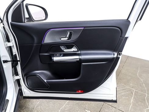 Used 2021 Mercedes-Benz GLA 250 GLA 250 SUV image 23