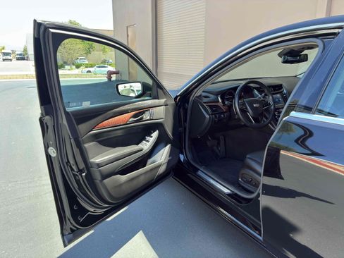 Used 2017 Cadillac CTS Luxury RWD image 38