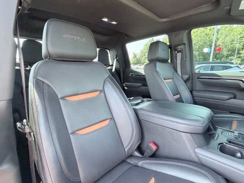 Used 2025 GMC Sierra 1500 AT4 w/ AT4 Premium Package AWD/4WD image 24
