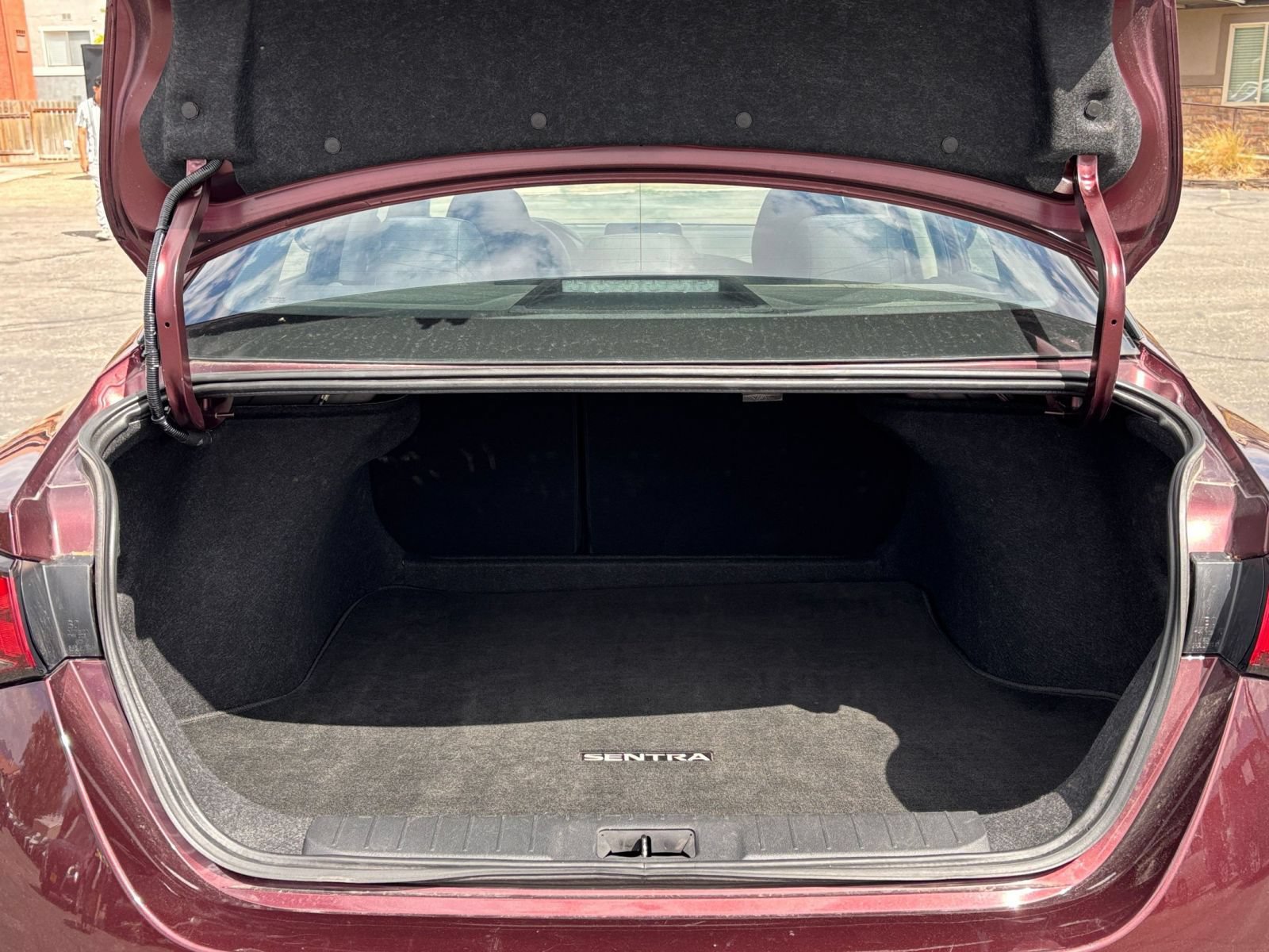 Used 2025 Nissan Sentra SV FWD image 29