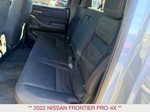 Used 2022 Nissan Frontier PRO-4X w/ Technology Package image 22
