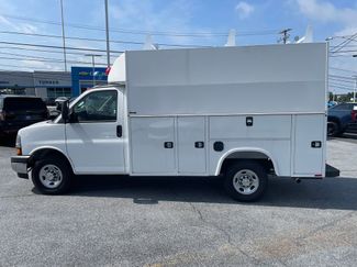 New 2024 Chevrolet Express 3500 w/ Power Convenience Package RWD video 2