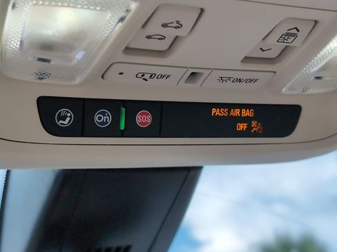 New 2025 Cadillac XT6 Premium Luxury image 14