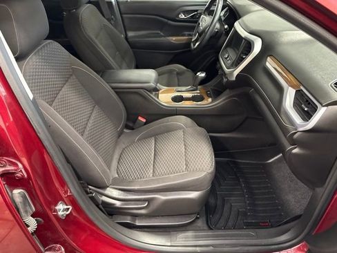 Used 2018 GMC Acadia SLE FWD image 50