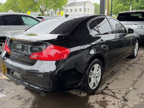 Used 2011 INFINITI G37 x Sedan w/ Premium Pkg AWD/4WD image 2