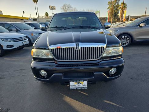 Used 2002 Lincoln Blackwood image 3
