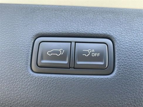 New 2026 Kia Carnival EX image 19