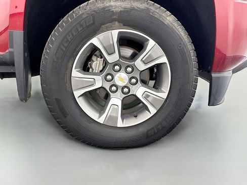 Used 2017 Chevrolet Colorado Z71 image 32