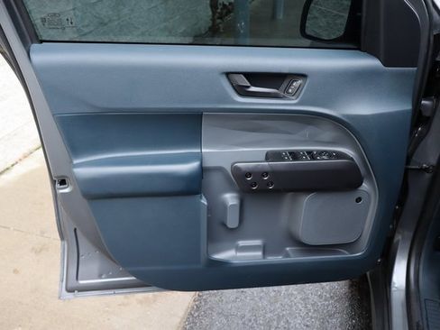 Used 2024 Ford Maverick Lariat w/ Black Appearance Package image 23