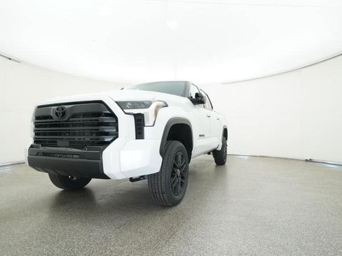 New 2026 Toyota Tundra Limited AWD/4WD image 6