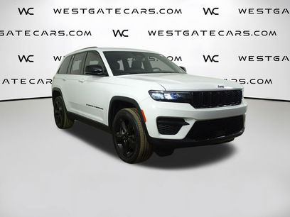 Used 2022 Jeep Grand Cherokee Altitude
