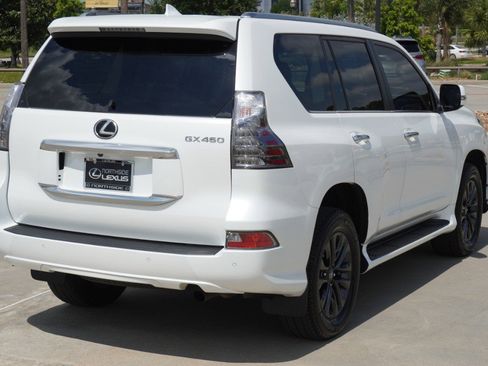 Used 2020 Lexus GX 460 Premium w/ Premium Package image 6