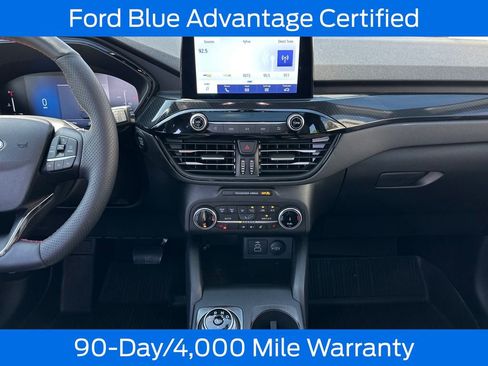 Used 2025 Ford Escape ST-Line w/ Cold Weather Package AWD/4WD image 19