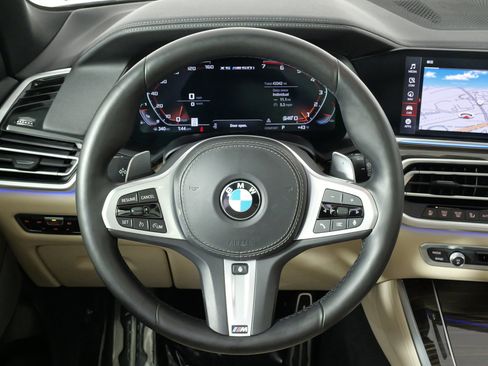 Used 2021 BMW X5 M50i w/ Premium Package image 42