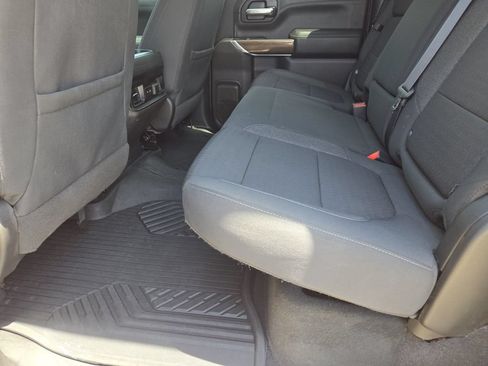 Used 2020 Chevrolet Silverado 1500 LT Trail Boss AWD/4WD image 37