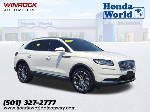 Used 2022 Lincoln Nautilus Reserve w/ Equipment Group 201A FWD image 1