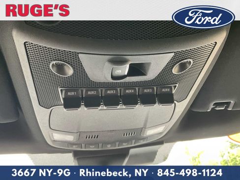 Used 2022 Ford F350 Platinum w/ FX4 Off-Road Package AWD/4WD image 29