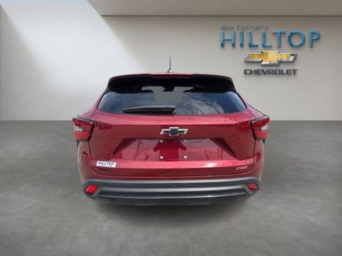 Used 2024 Chevrolet Trax RS w/ Driver Confidence Package FWD image 7