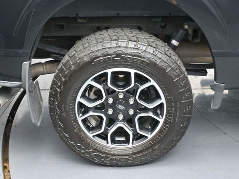 Used 2022 Ford F150 XLT w/ Equipment Group 302A High AWD/4WD image 38