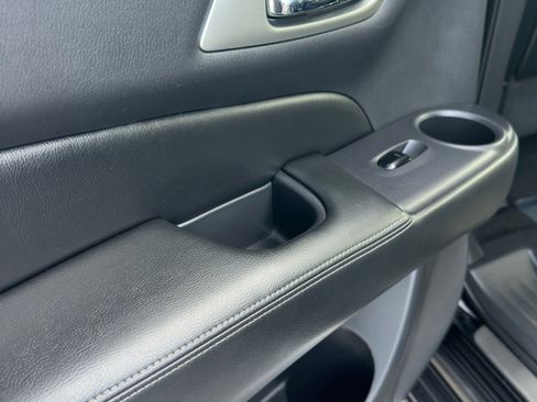 Used 2018 Nissan Pathfinder Platinum w/ Cargo Package image 33