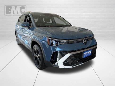 New 2026 Volkswagen Taos SEL AWD/4WD image 2