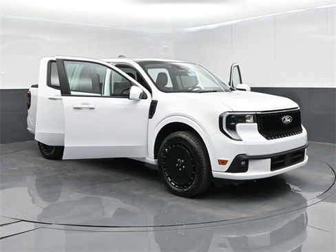 Used 2025 Ford Maverick Lobo image 64