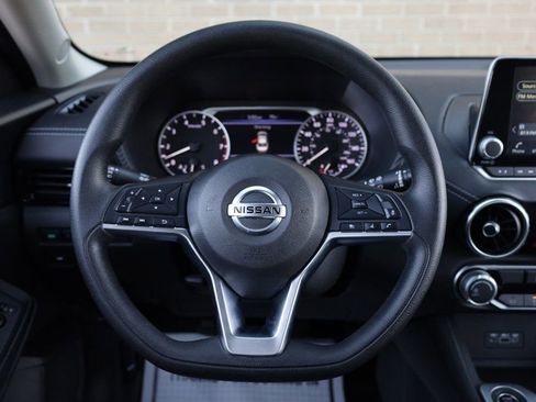 Used 2023 Nissan Sentra SV image 30