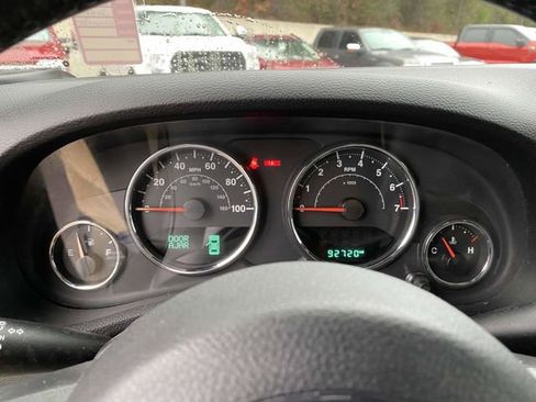 Used 2018 Jeep Wrangler Sport image 21