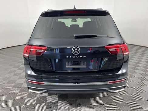 Used 2024 Volkswagen Tiguan S FWD image 13
