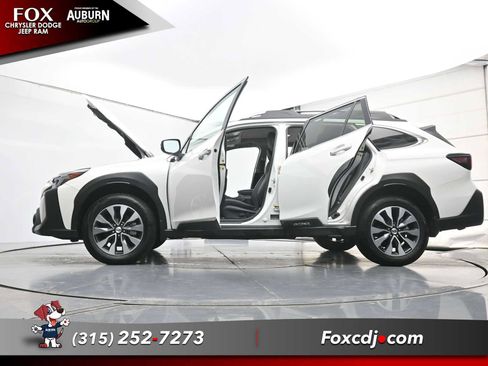 Used 2024 Subaru Outback Touring XT AWD/4WD image 38