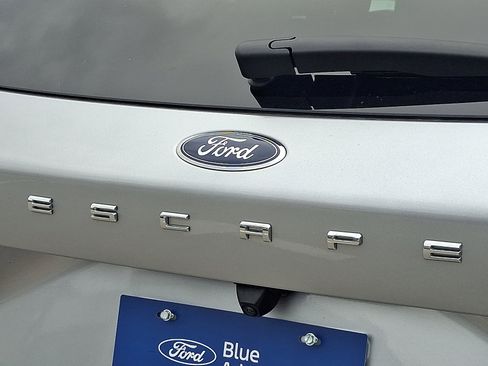 Certified 2023 Ford Escape ST-Line w/ Tech Pack #1 image 30